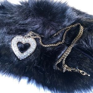 Old Gold Metal Heart Crystals Necklace